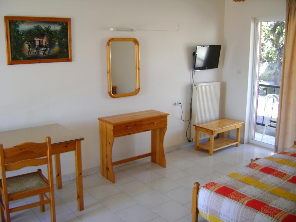 Hotel Kallithea Loutra Edipsou  Buitenkant foto