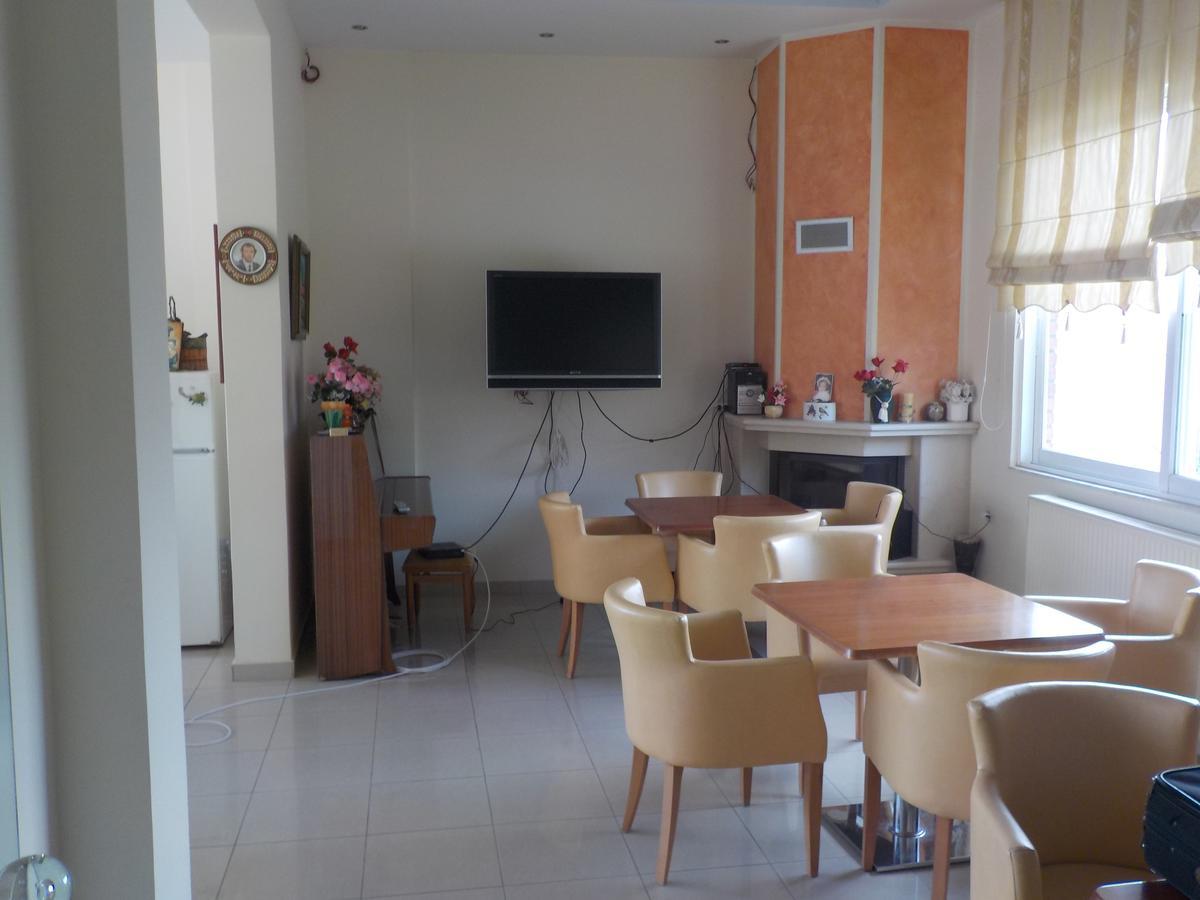 Hotel Kallithea Loutra Edipsou  Buitenkant foto