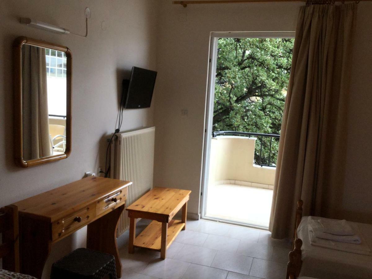 Hotel Kallithea Loutra Edipsou  Buitenkant foto