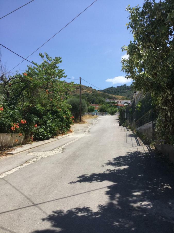 Hotel Kallithea Loutra Edipsou  Buitenkant foto